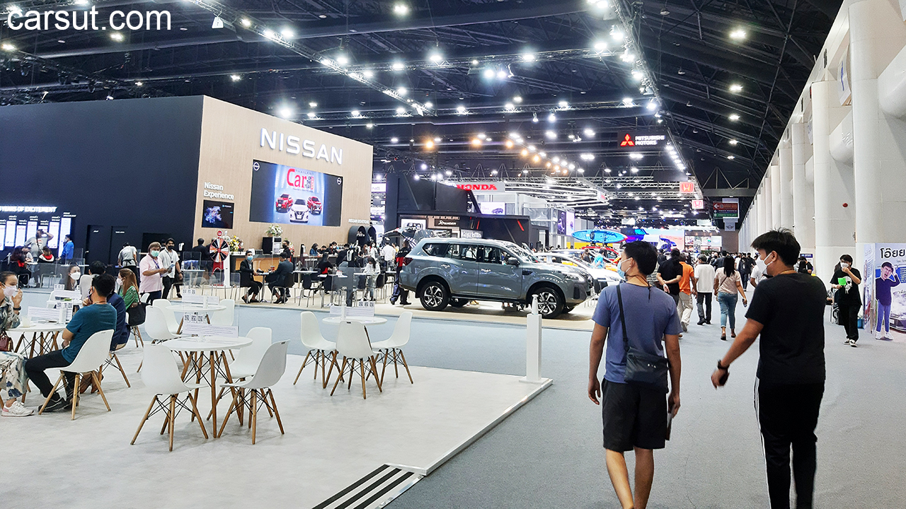 Just like previous years, the Motor Show is flooded with hundreds of